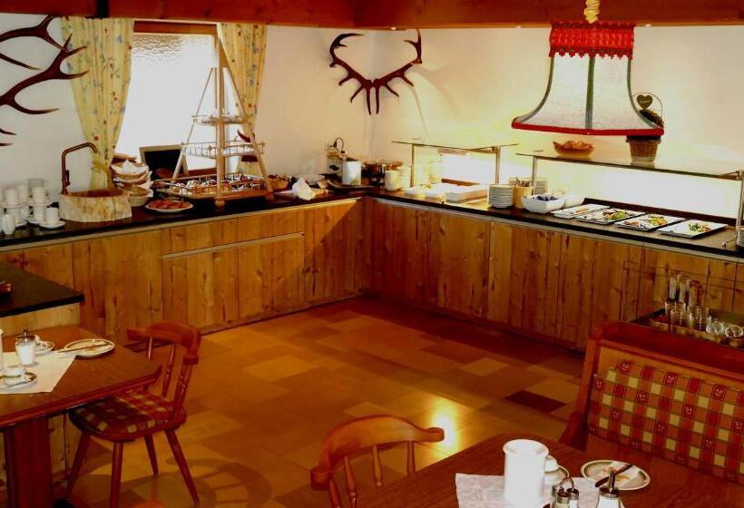 Общежитие Das Naturhotel Die Eng