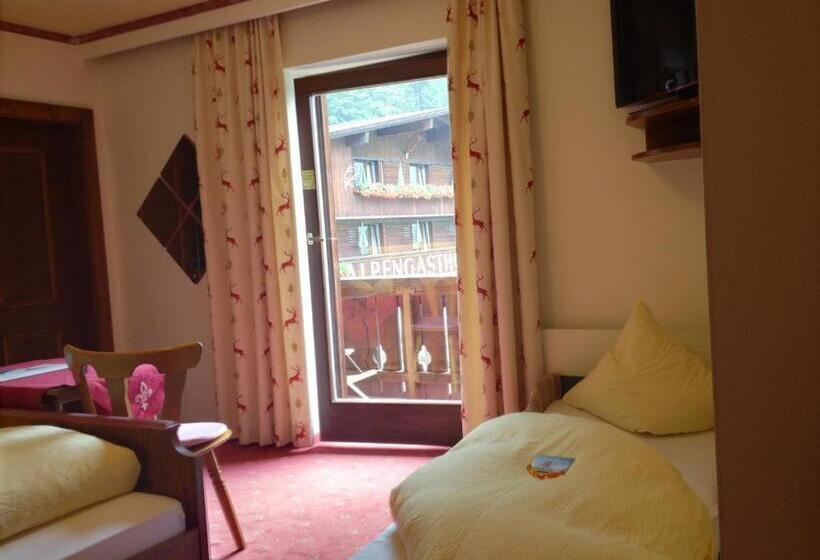Общежитие Das Naturhotel Die Eng