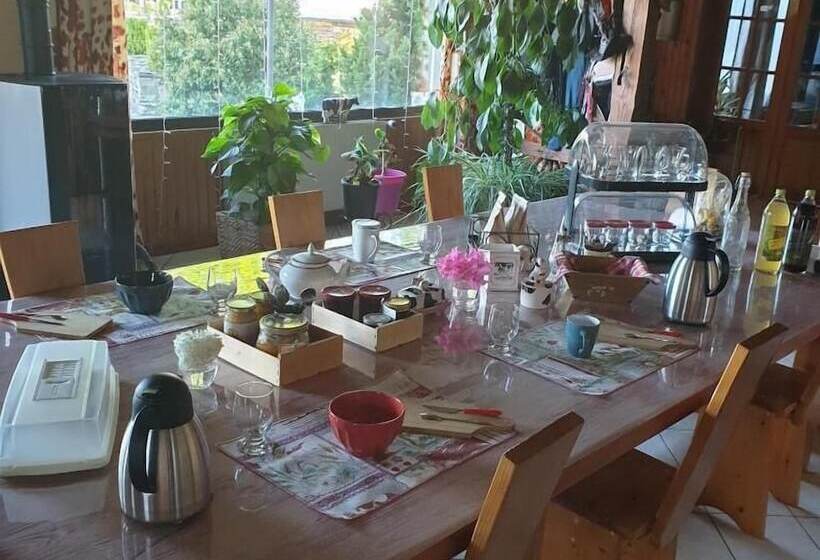 ベッドアンドブレックファースト Les Tables Aux Vaches Raviège
