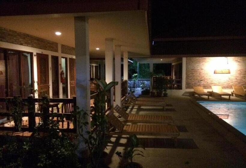 Chaya Resort