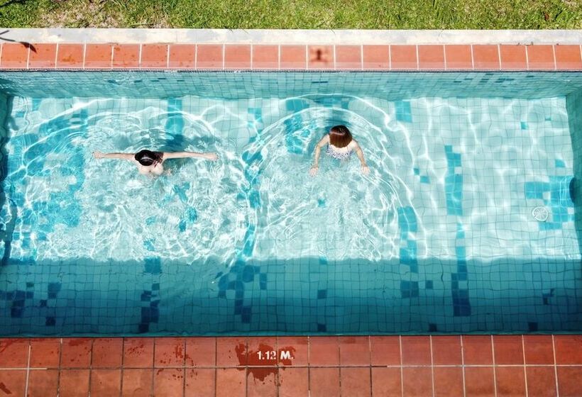 هتل Anyavee Tubkaek Beach Resort