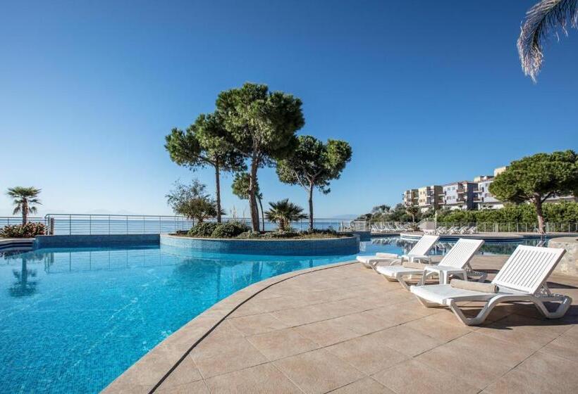 فندق Aria Claros Beach & Spa Resort – All Inclusive