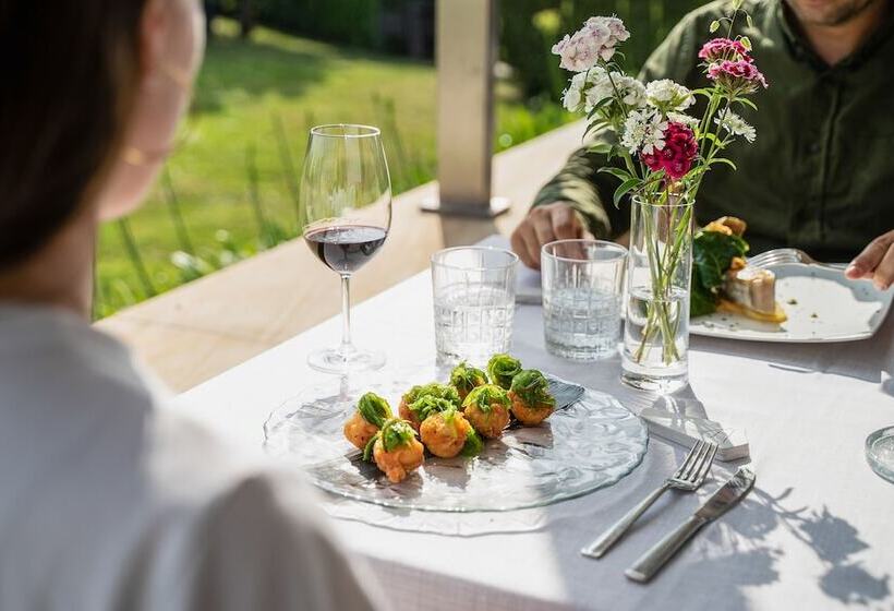 هتل Artiem Asturias