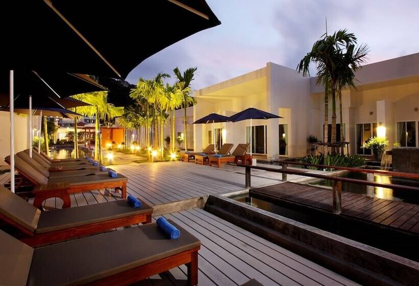 هتل Blu Pine Villa & Pool Access