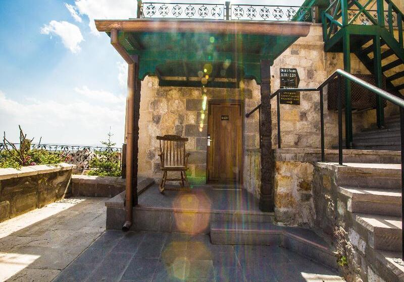 هتل Cappadocia Cave Resort and Spa