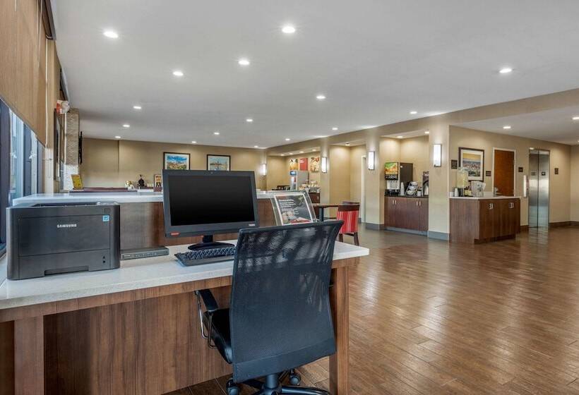 בית מלון כפרי Comfort Suites Pelham Hoover I 65