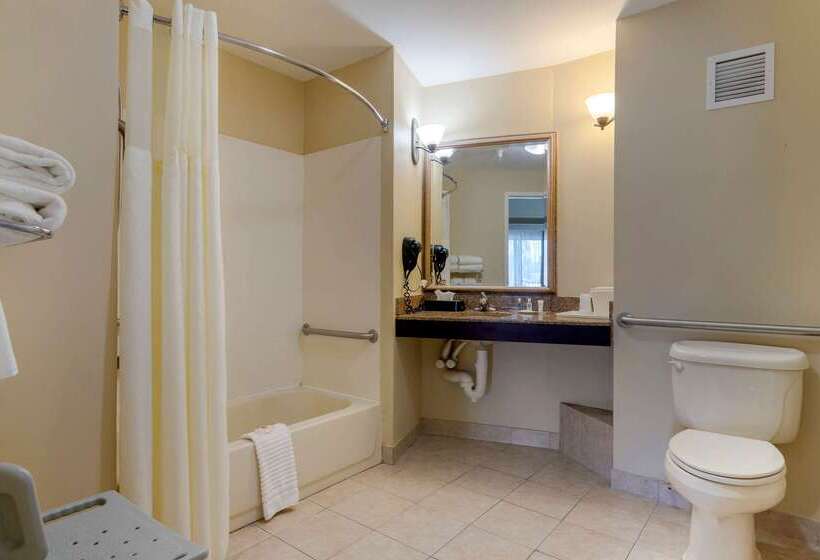 فندق Comfort Suites Savannah North