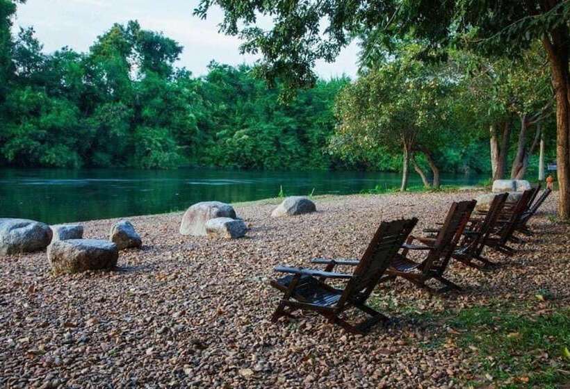 هتل Comsaed River Kwai Resort