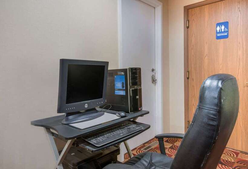 هتل Econo Lodge