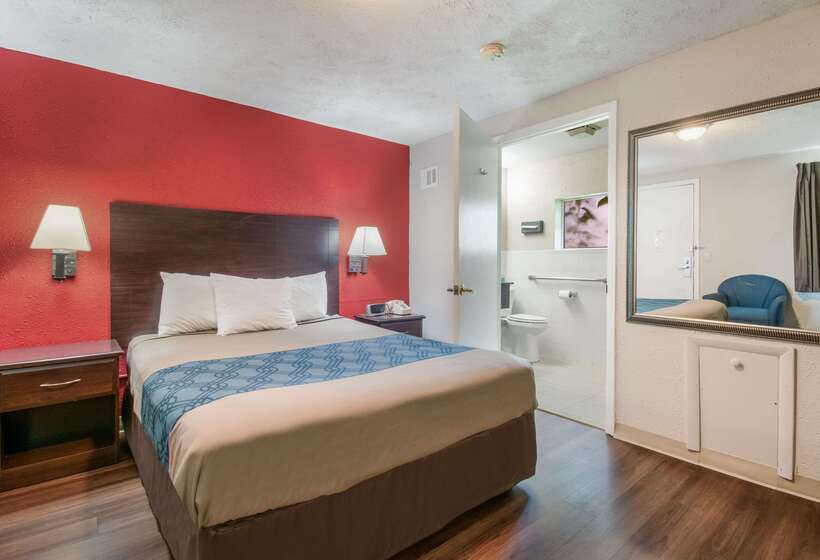 هتل Econo Lodge