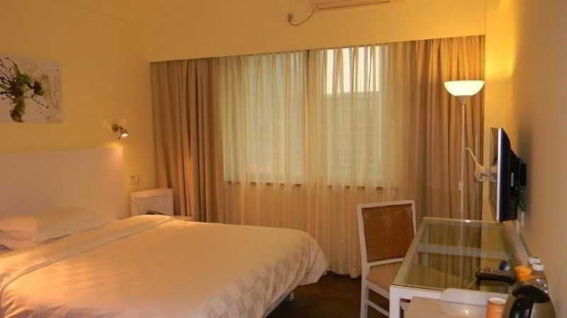 Hotel Garden Inn Yanjiang Dong Iu