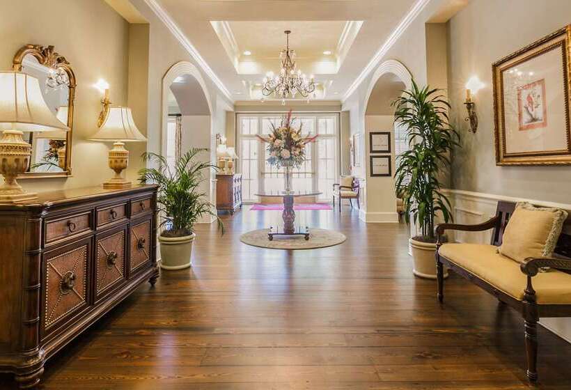 هتل Hampton Inn & Suites Savannah Historic District