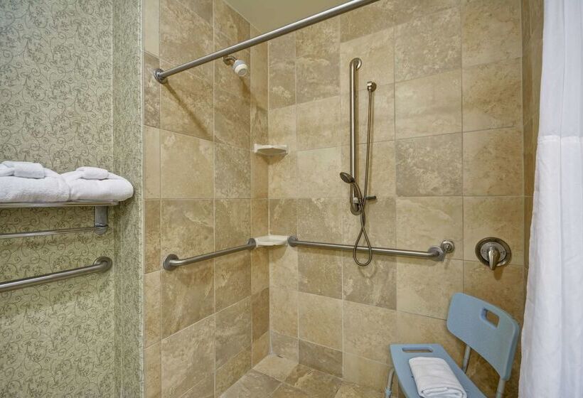 هتل Hampton Inn & Suites Savannah Historic District