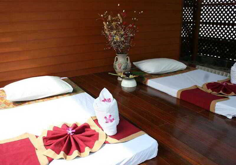 هتل Havana Beach Resort