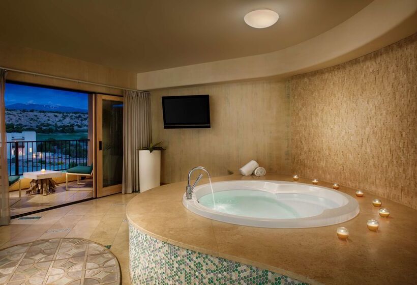 هتل Hilton Santa Fe Buffalo Thunder