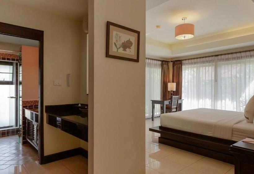 هتل Horizon Village & Resort Sha Plus