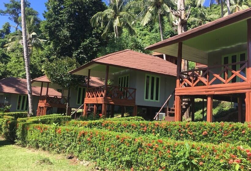 هتل Koh Ngai Resort