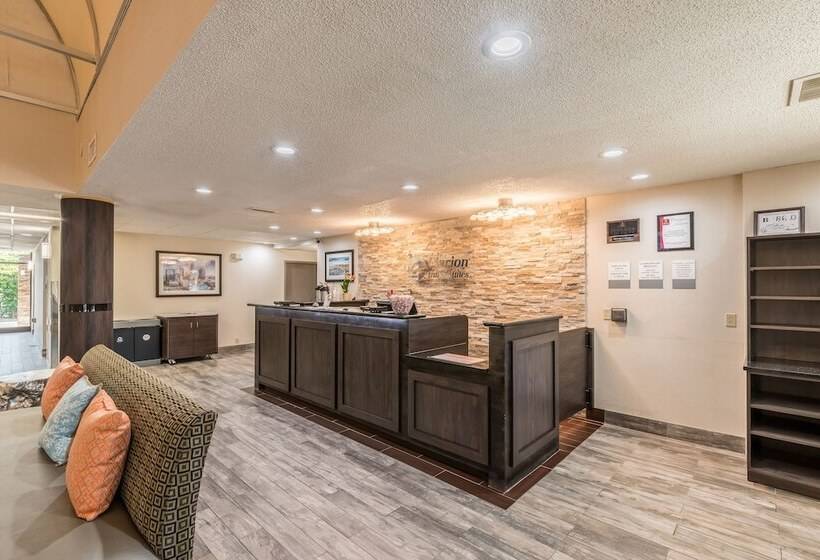 ホテル Lake Norman Inn And Suites