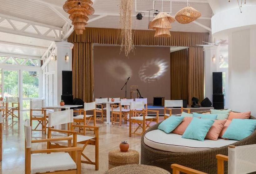 هتل Martı Myra   Ultra All Inclusive