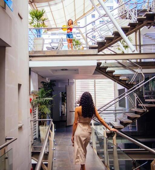 هتل Plaza Las Americas Cali