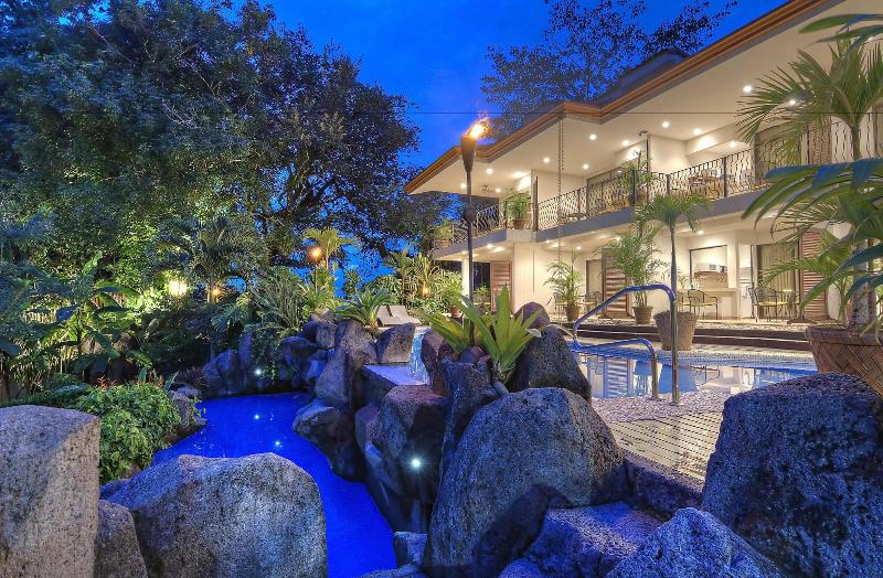 هتل Pumilio Mountain & Ocean