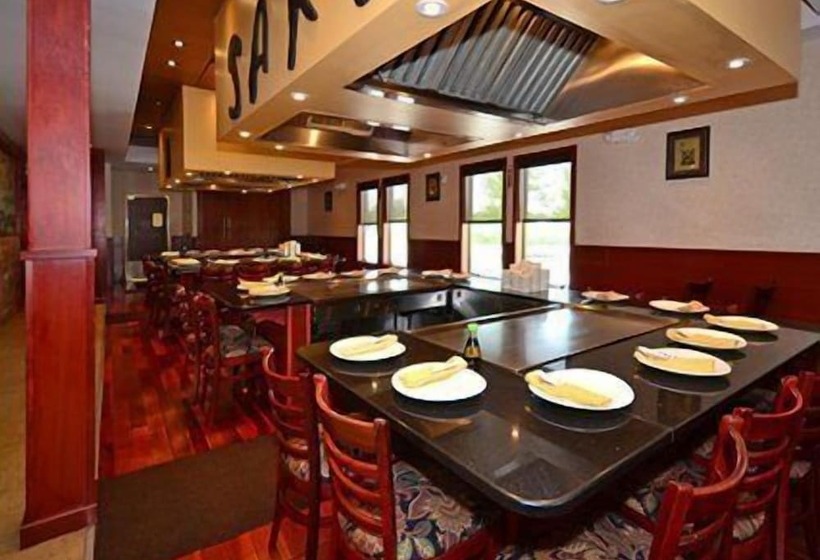 هتل Quality Inn & Suites Albany Airport