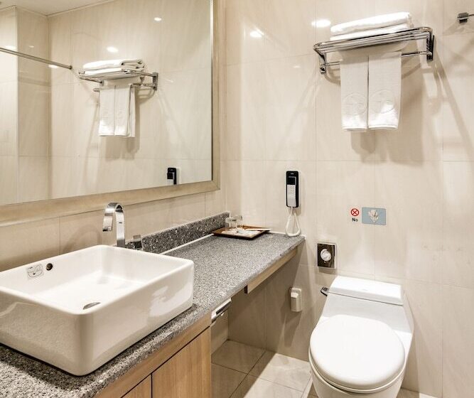 Ramada Hotel And Suites Seoul Namdaemun