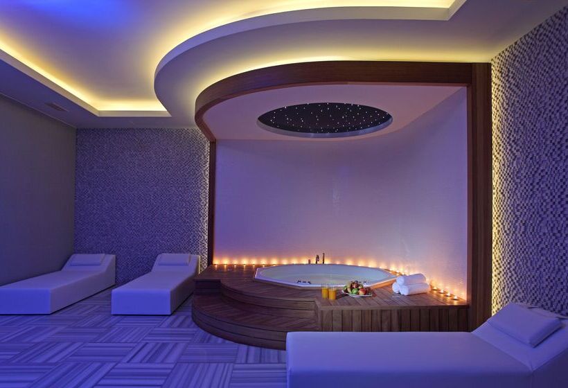 هتل Ramada Plaza Antalya