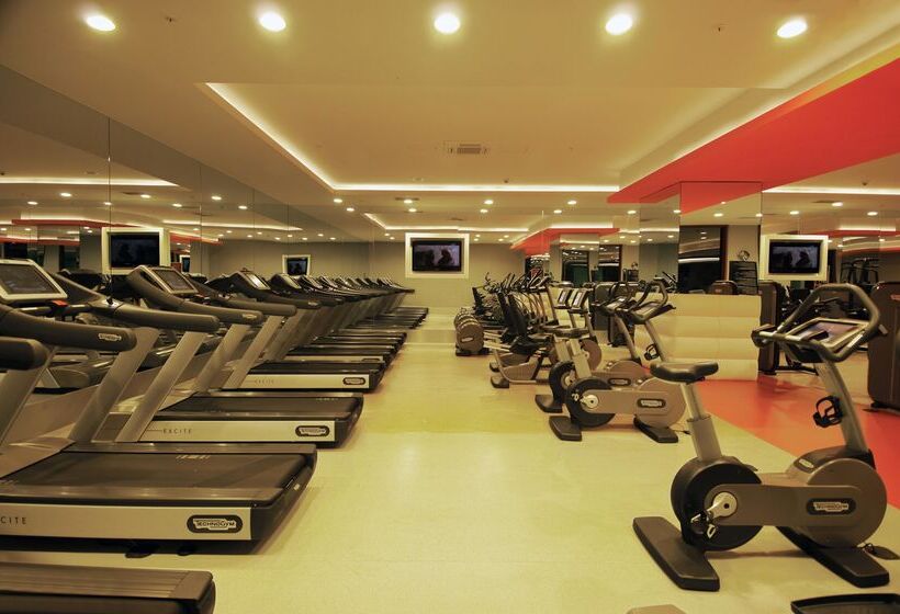 هتل Ramada Plaza Antalya