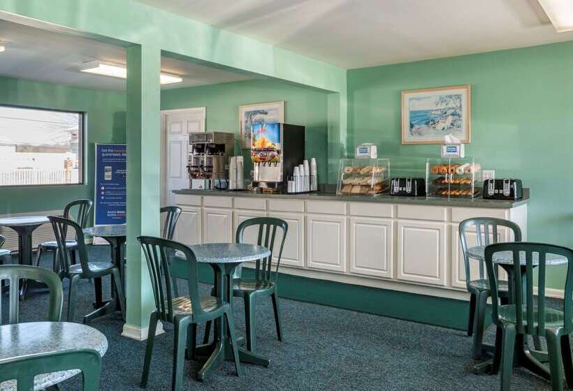 فندق Rodeway Inn & Suites