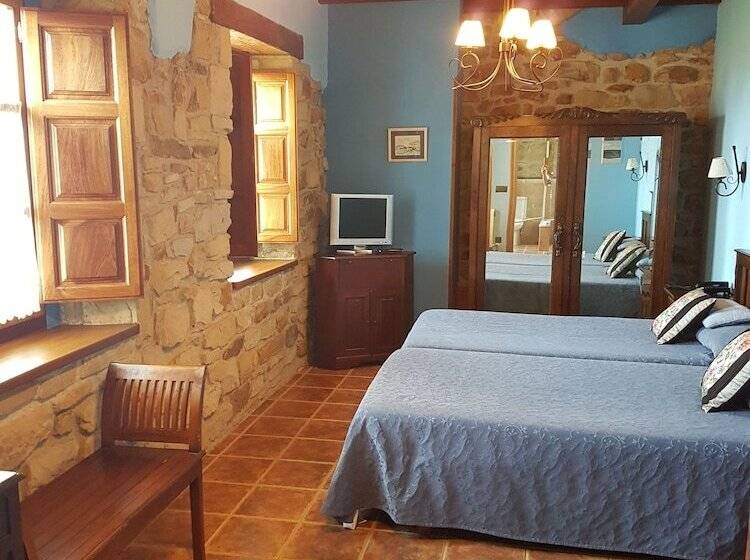 هتل روستایی Casona De Tresali