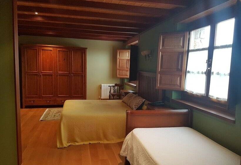 هتل روستایی Casona De Tresali