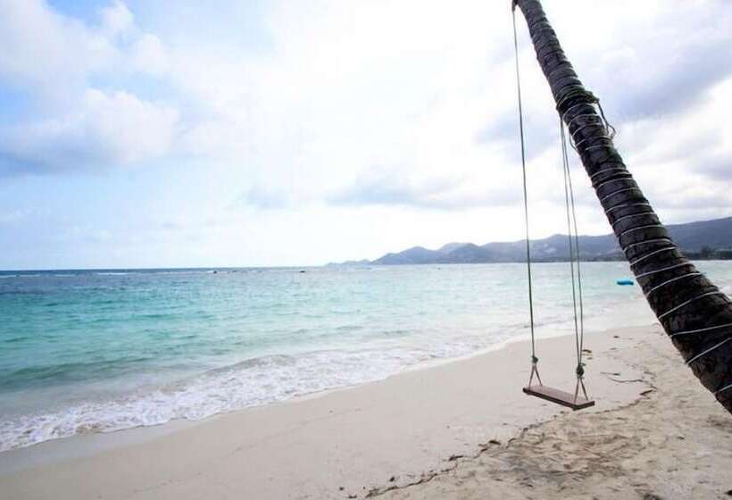 فندق Shasa Resort   Luxury Beachfront Suites
