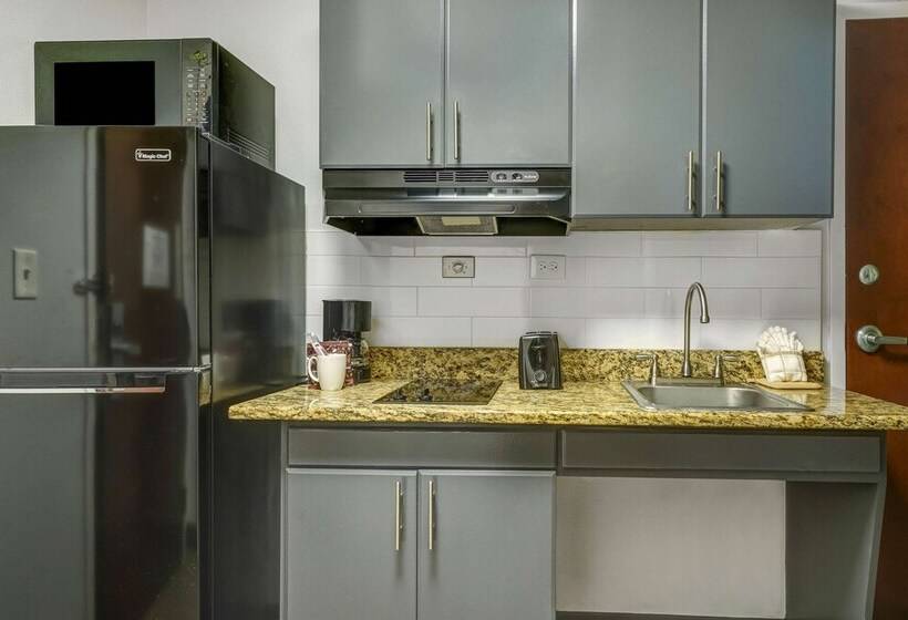 فندق Studio 6 Duluth Ga Near Gas South District