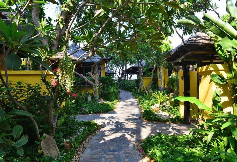 בית מלון כפרי Supatra Hua Hin Resort