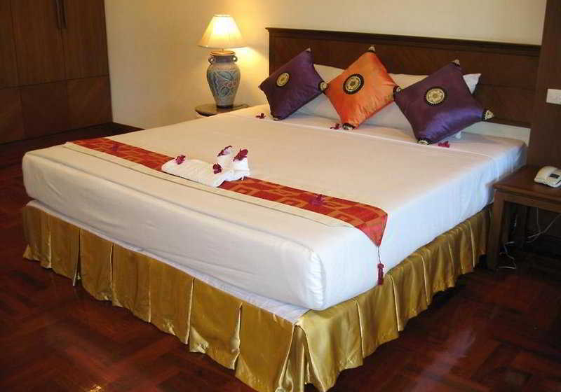 هتل Thai-Ayodhya Villas & Spa