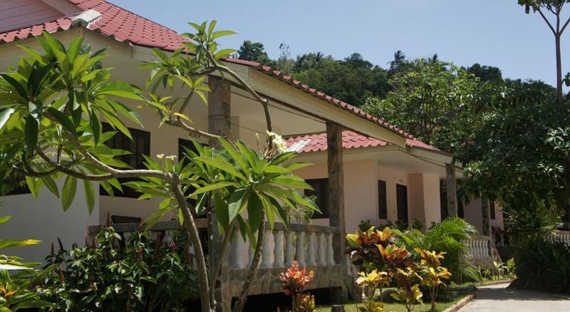 Phuwadee Resort