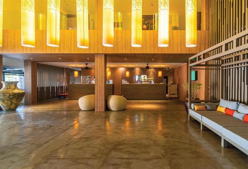 Radisson Resort And Suites Phuket