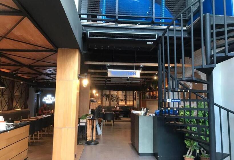 استراحتگاه Kokotel Krabi Ao Nang