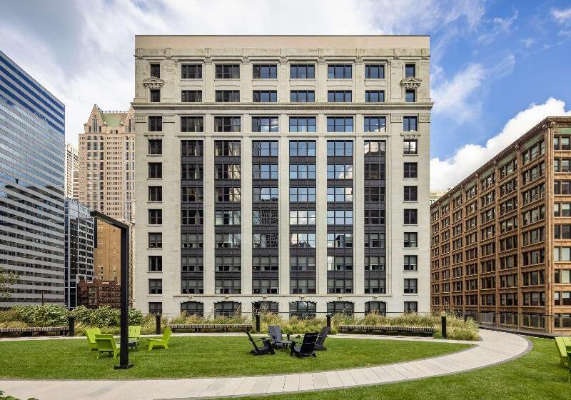 בית מלון כפרי Hilton Garden Inn Chicago Central Loop