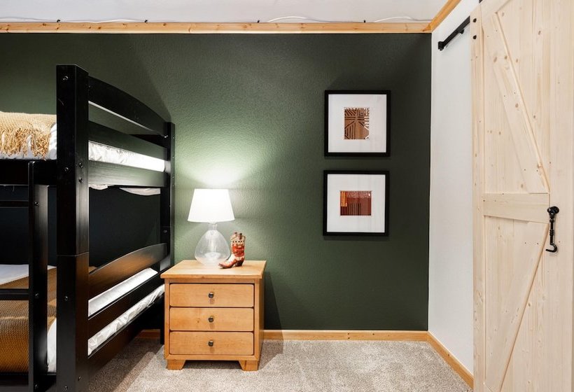 Iconic Log Cabin Escape Idaho Springs Hot Tub
