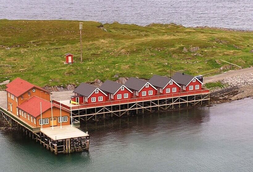 بنسيون Adventure Camp Mehamn