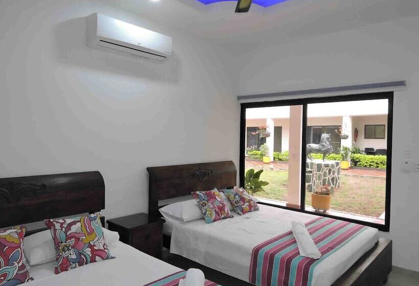 هتل Melgar Villa Valeria Boutique