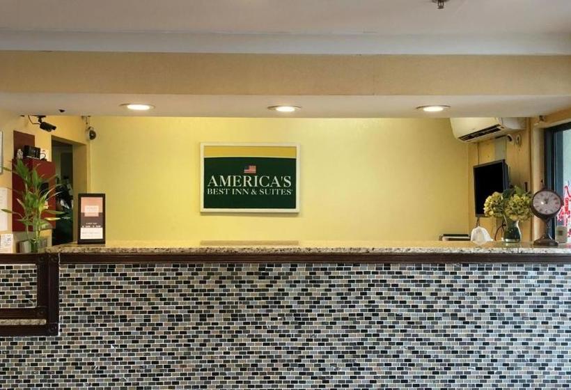 בית מלון כפרי Budgetel Inns & Suites