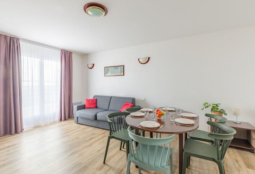 בית מלון כפרי Appart City Confort Brest