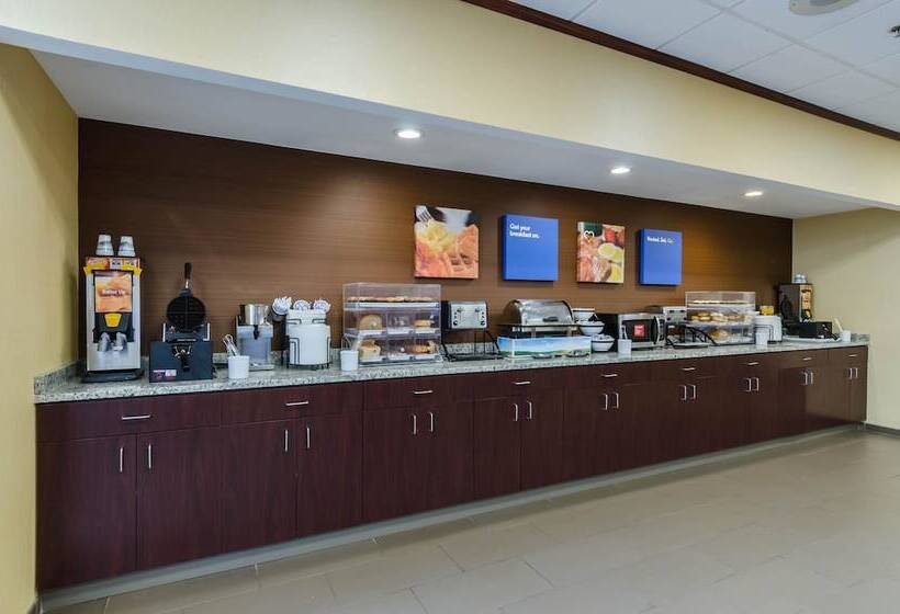هتل Comfort Inn Randolph Boston