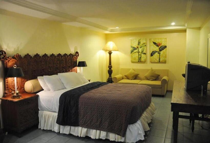 ホテル Crown Regency Residences Davao