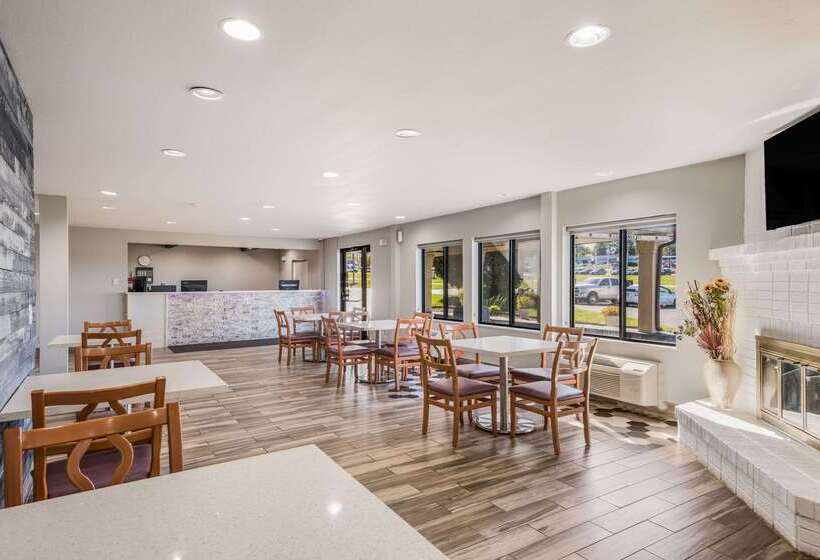 هتل Sonesta Essential Des Moines