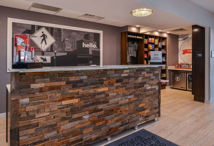 هتل Hampton Inn & Suites Denverspeer Boulevard