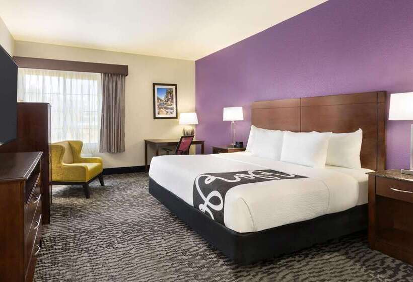 هتل La Quinta By Wyndham Fresno Northwest